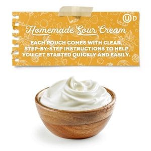 DIY Cultured Sour Cream